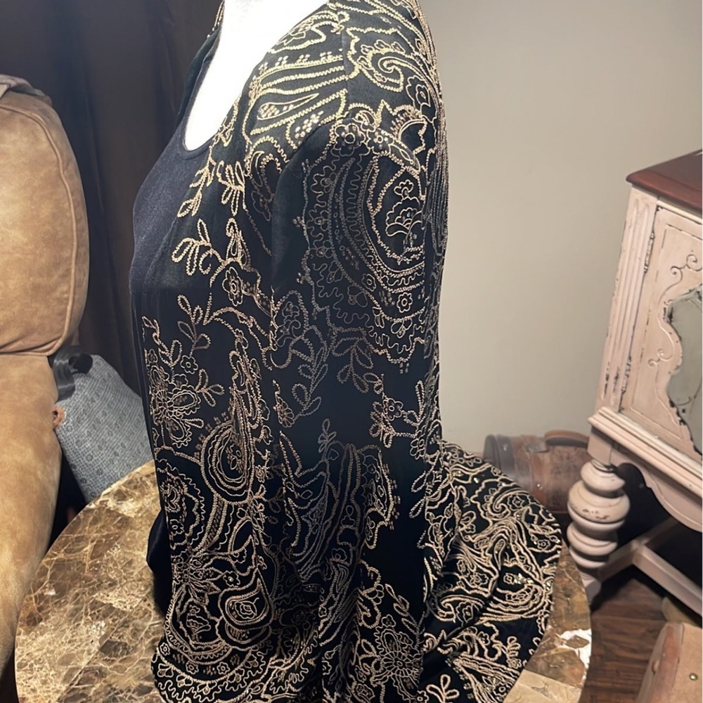 Petite Velvet sleeveless dress with gold embroidered 3/4 sleeve jacket - Picture 2 of 8